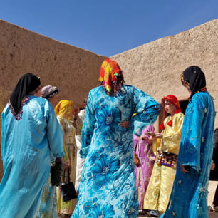 viajes-a-marruecos-desierto-para-mujeres-grupo-bereber