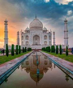 viajes-alternativos-en-grupo-taj-mahal